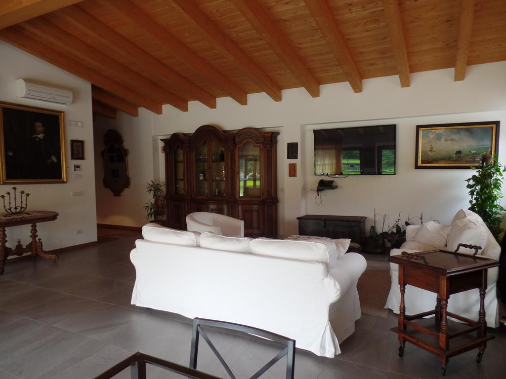 Agriturismo Il Vagabondo Buttrio Exteriör bild